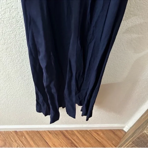 Aritzia Wilfred Button Down Dress

Size xs - Picture 10 of 13